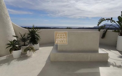  Fantástica villa con vistas panorámicas al mar.